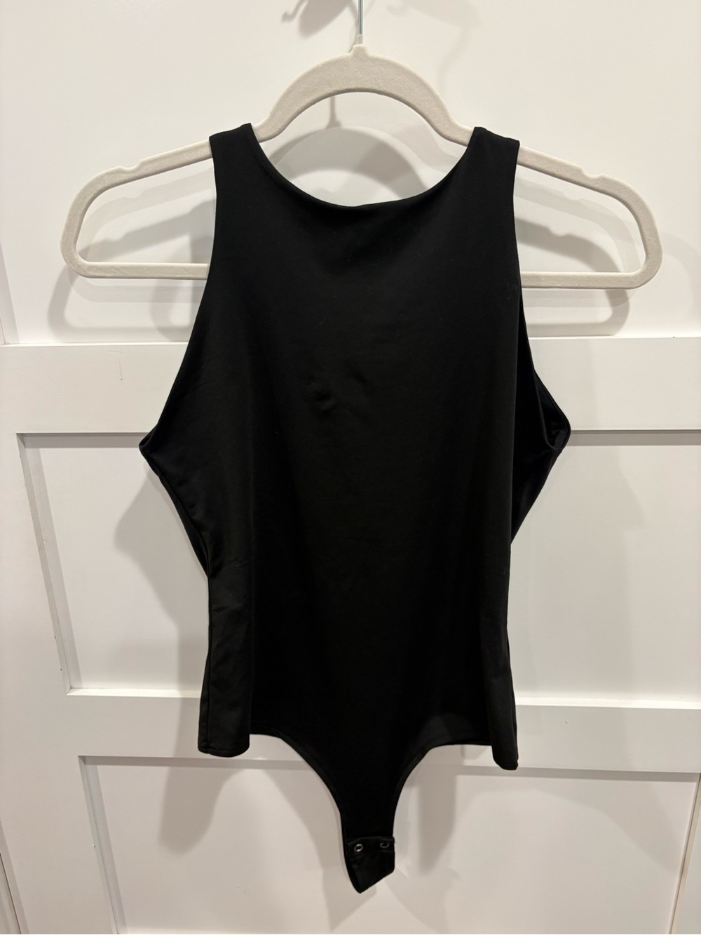 ReoRia Black Sleeveless High-Neck Bodysuit